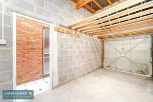 Garage- click for photo gallery